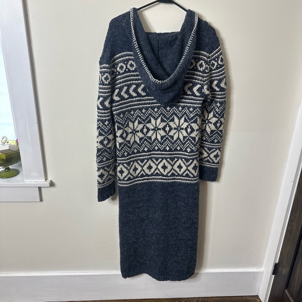 Navy and White Patterned Long Cardigan - Picture 5 of 5